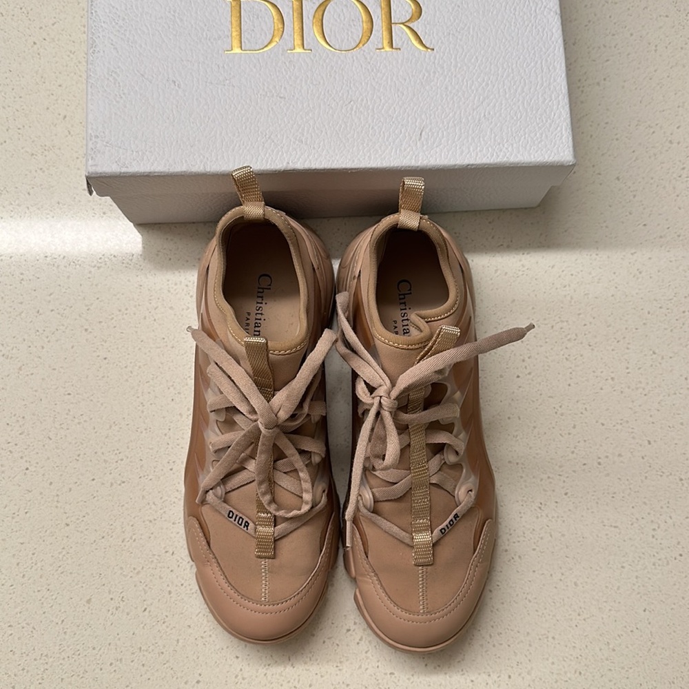 Dior D-Connect Sneakers Beige